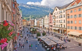 Bỏ túi những địa điểm ngắm cảnh nổi tiếng tại thành phố Innsbruck